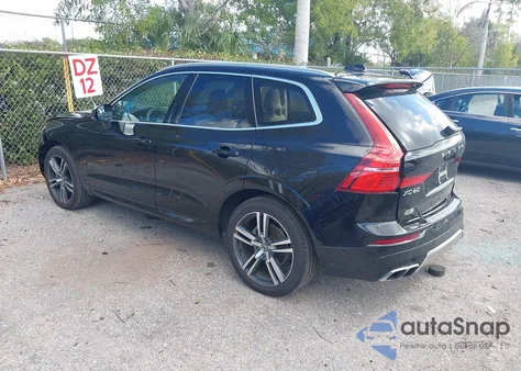 2019 Volvo Xc60 T5 Momentum z USA, uszkodzony, nr VIN LYV102DK7KB192468